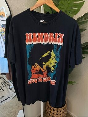 🎸 Authentic Hendrix Live In Concert Graphic Band Tee Size 2XL Black